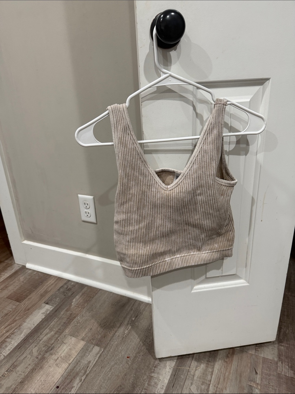 Ribbed V-Neck Crop Tank Top in Taupe